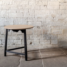 Load image into Gallery viewer, Cricket Table