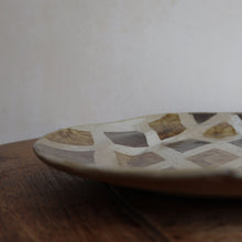 Load image into Gallery viewer, Harlequin Dohm Serving Plate