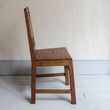 Load image into Gallery viewer, Silhouette Dining Chair