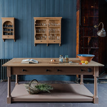 Load image into Gallery viewer, Cook's Table