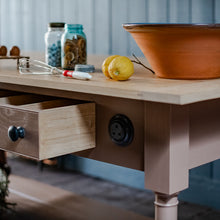 Load image into Gallery viewer, Cook's Table