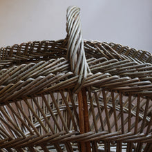 Load image into Gallery viewer, Vegetable Basket