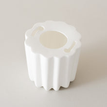 Load image into Gallery viewer, Feldspar X Berdoulat Canelé ceiling rose