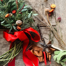 Load image into Gallery viewer, Festive Wreathmaking Workshop
