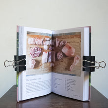 Load image into Gallery viewer, Pigs &amp; Pork | River Cottage Handbook No. 14 - Gill Meller
