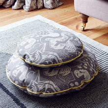 Load image into Gallery viewer, Grey Bosco Large Round Cushion
